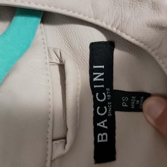 jacket - Picture 2 of 2